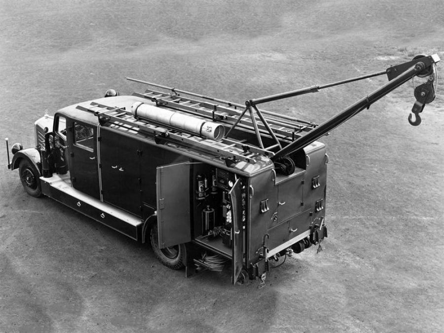  Mercedes-Benz LO3750 Rustwagen by Metz 1935 года  (фото 2 из 3)